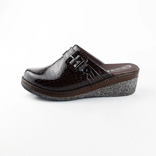 Sabot pour femme compense 080 marron verni .....   